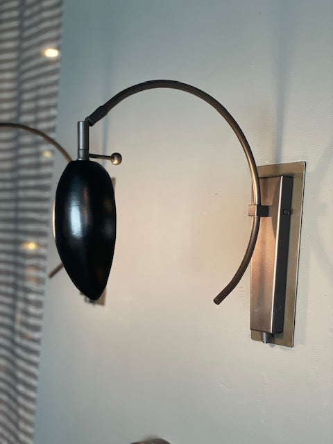 SCORPION WALL LIGHT - black