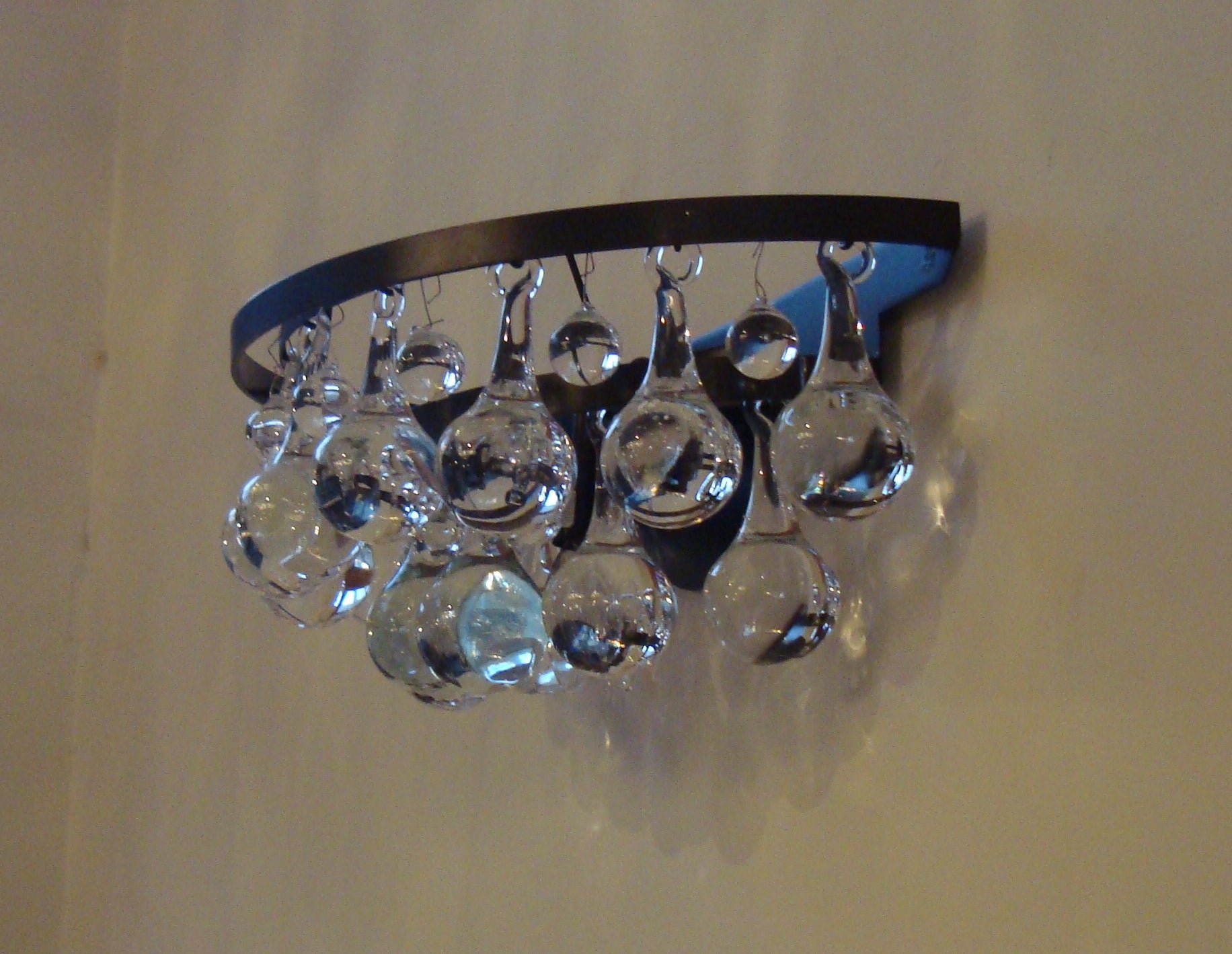 ARCTIC PEAR 14" WALL LIGHT - bronze