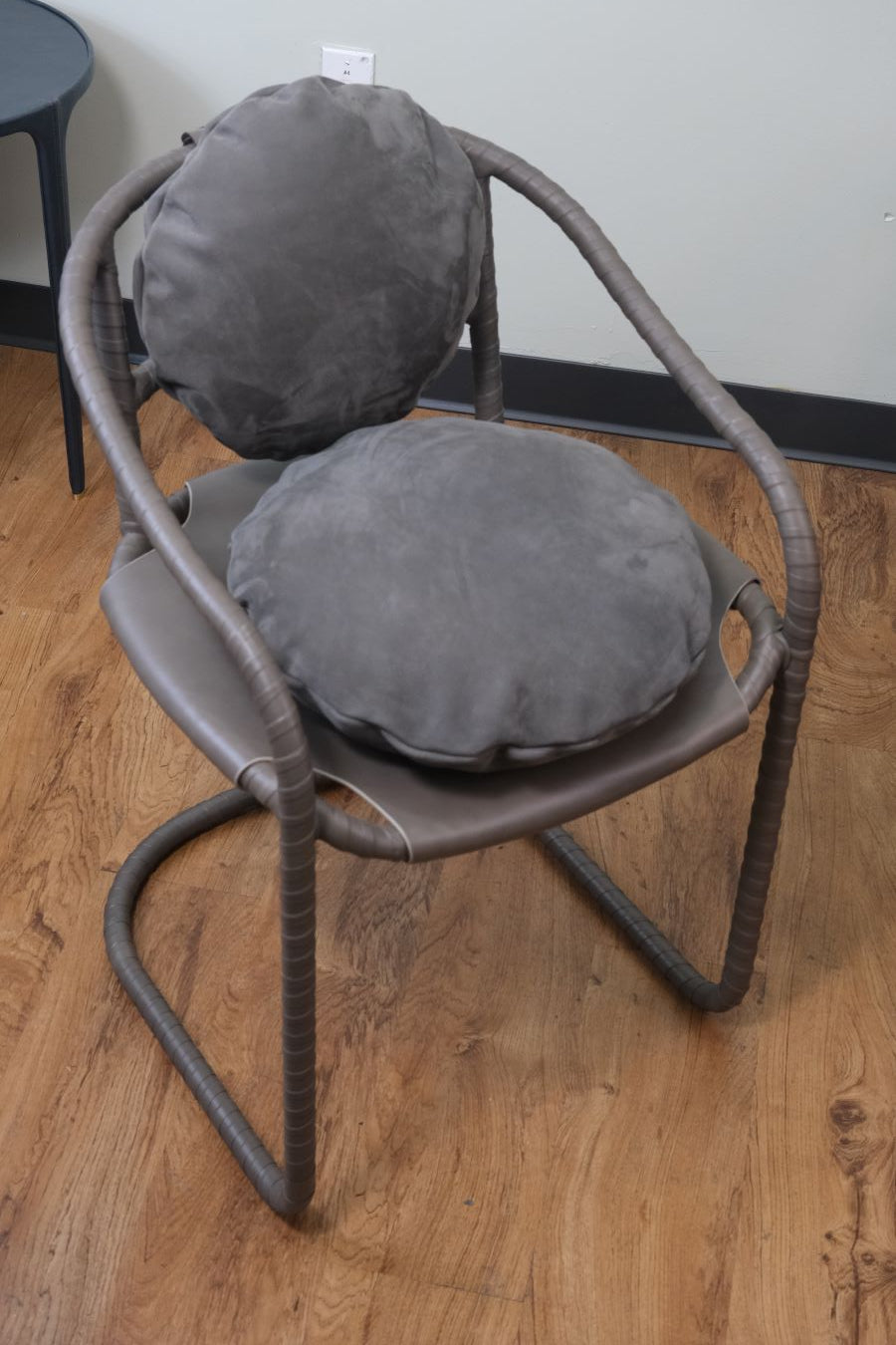 CARIBOU CHAIR - oyster (workroom)