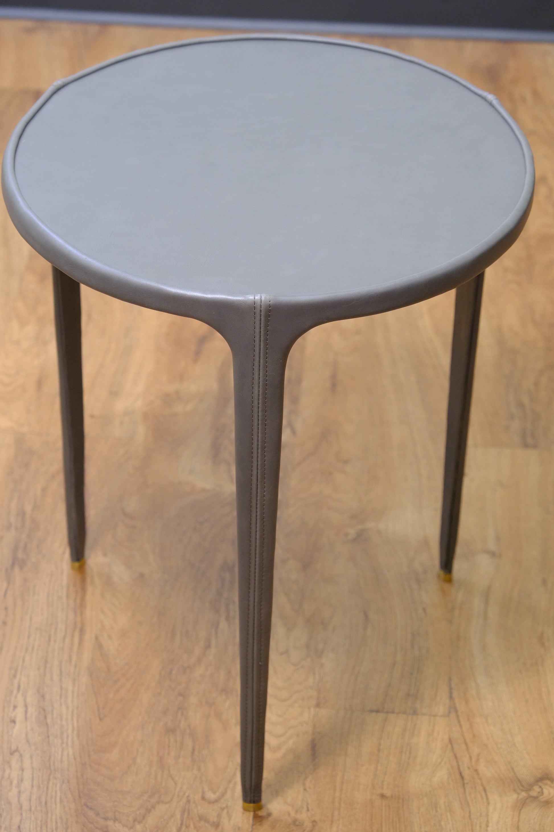 WISP TABLE 14" - oyster