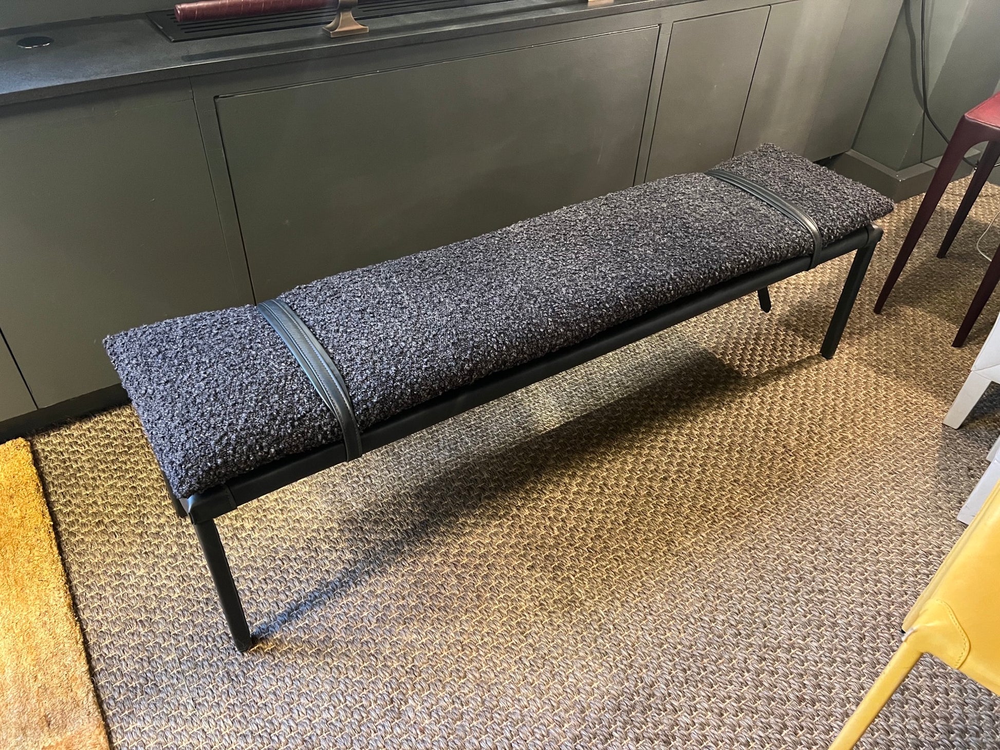 SABLE BENCH - blackcurrant
